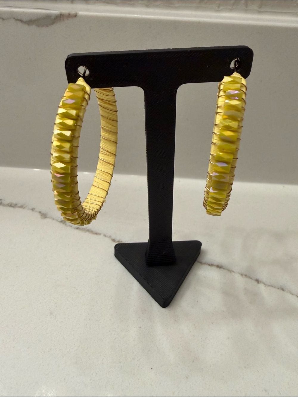 ⛔️Yellow Faceted Hoop Earrings - Picture 2 of 7